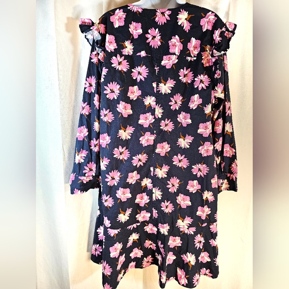 2/$20 Free Assembly XXL Cotton Floral Dress - Picture 6 of 7